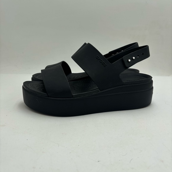 Crocs Women’s 8 Black Brooklyn Low Wedge Sandals - Picture 1 of 6